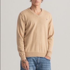 GANT Classic Cotton V-Neck Sweater in Khaki Melange XL